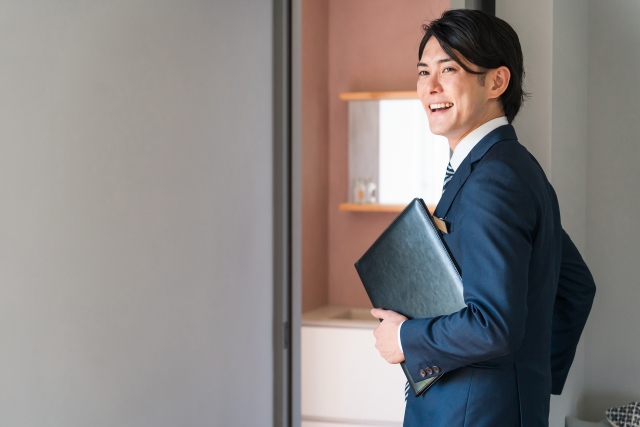 必要な許認可(一般廃棄物収集運搬業許可など)を持っているか?